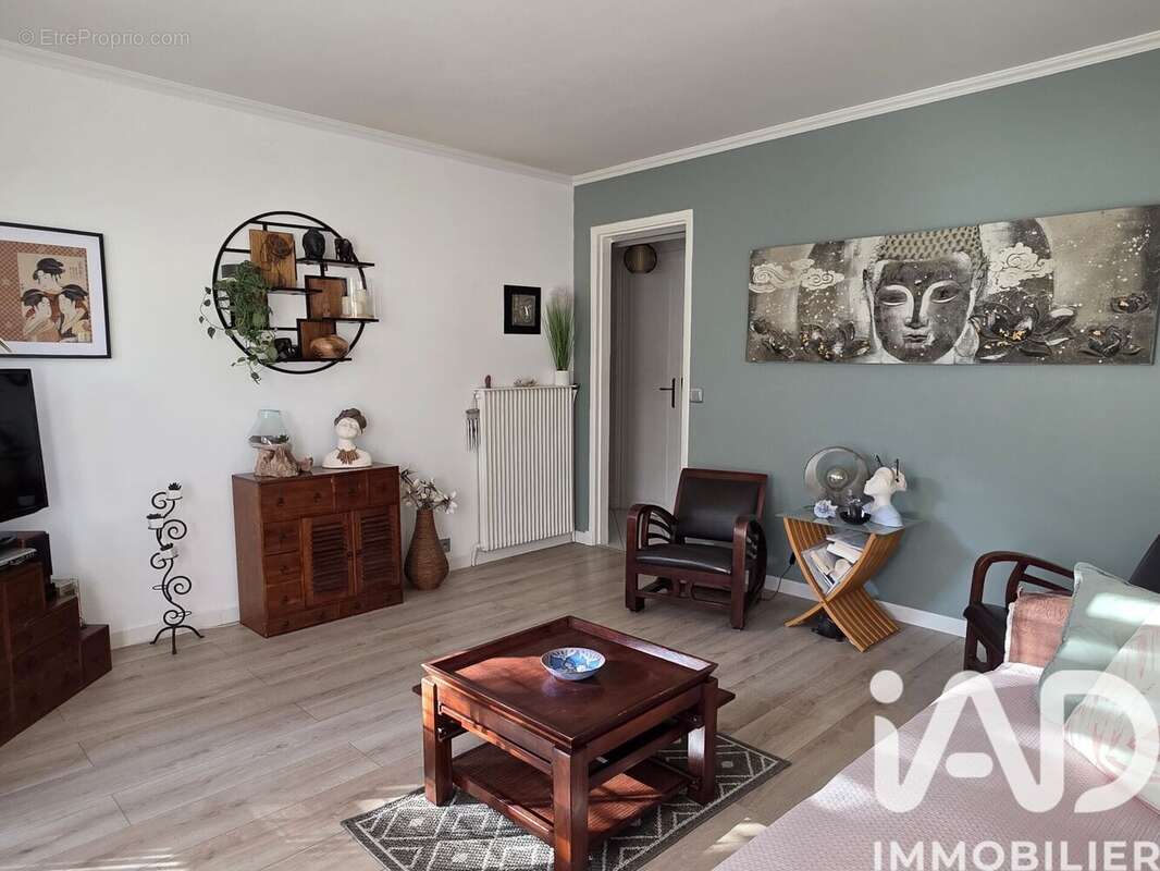 Photo 2 - Appartement à LIVRY-GARGAN