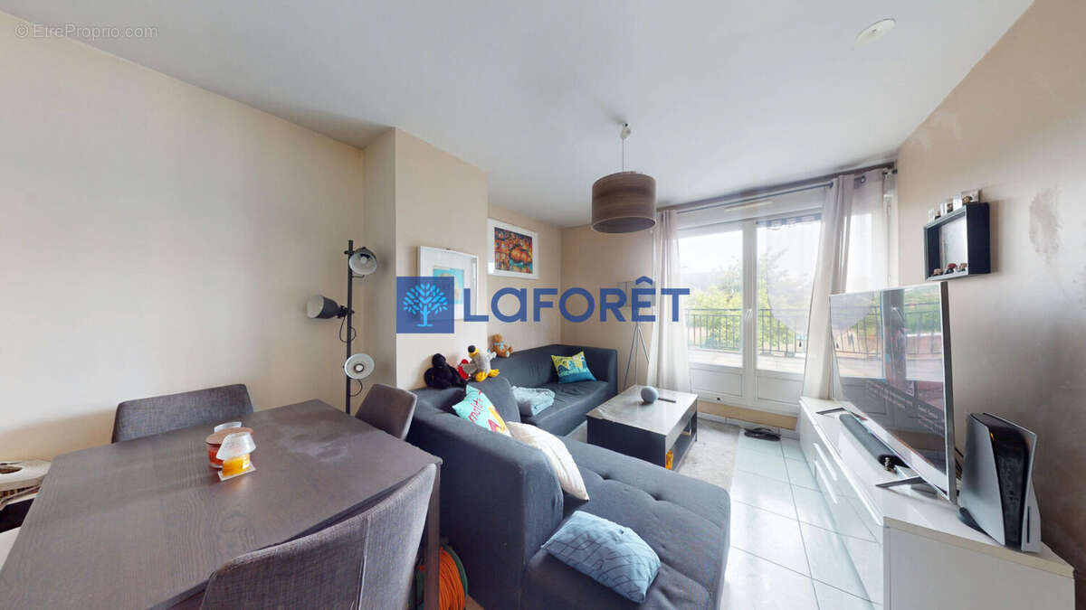 Appartement à ATHIS-MONS