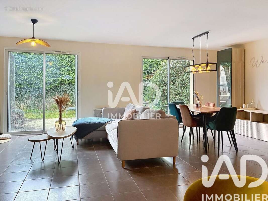 Photo 3 - Maison à ARNAS
