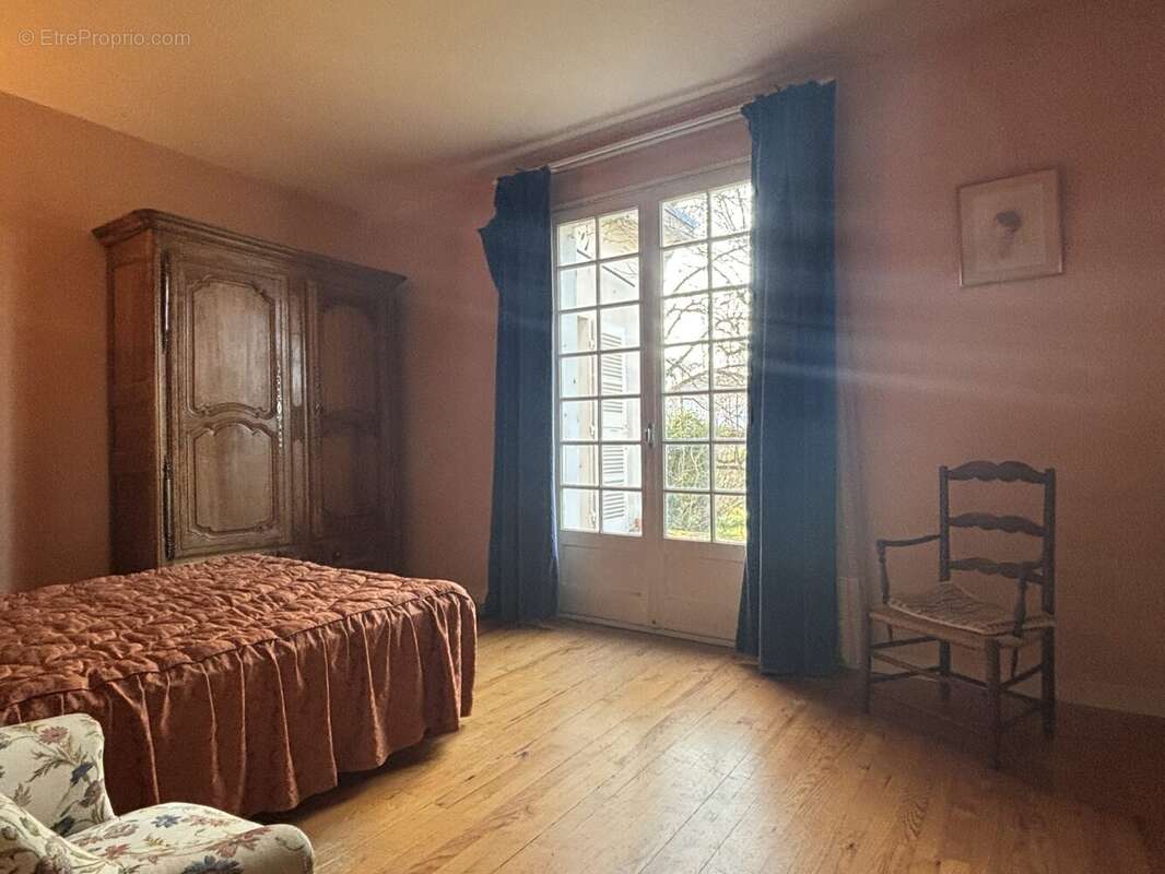 Maison à ROMANS-SUR-ISERE