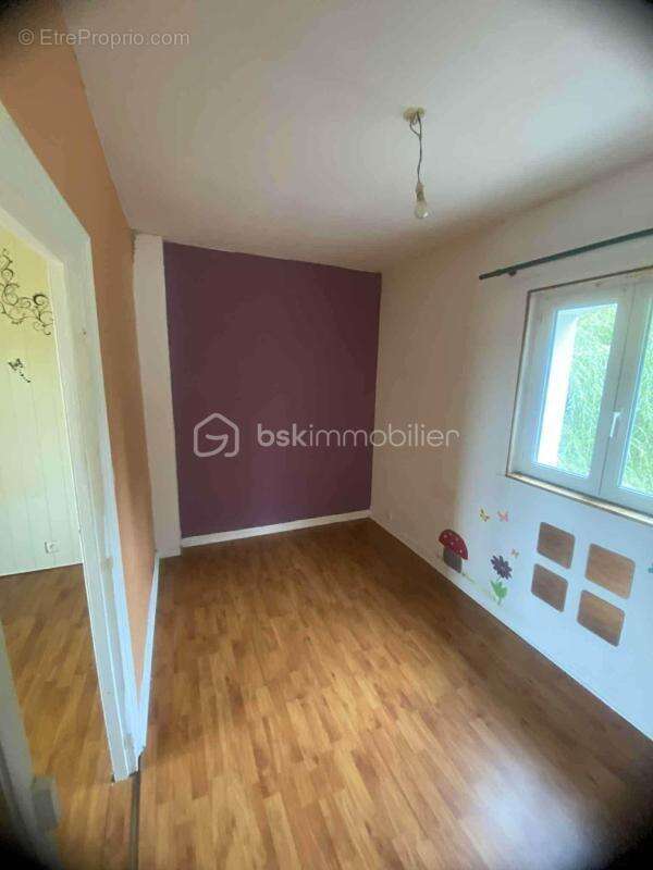 Maison à SAINTE-GAUBURGE-SAINTE-COLOMBE