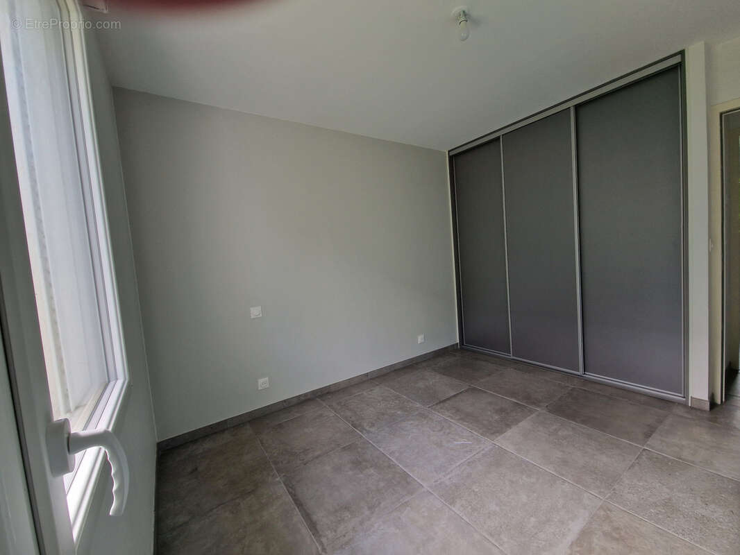 Maison à DRAGEY-RONTHON