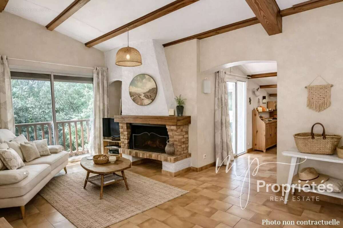 Appartement à RAYOL-CANADEL-SUR-MER