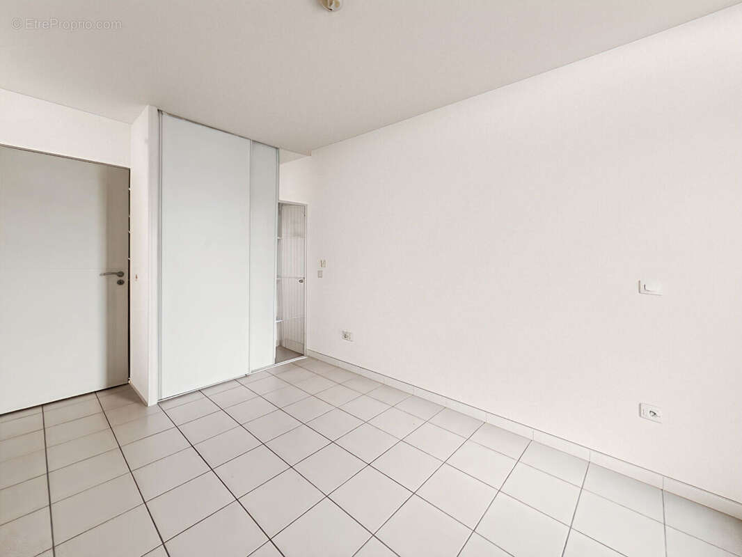 Appartement à DAMMARIE-LES-LYS