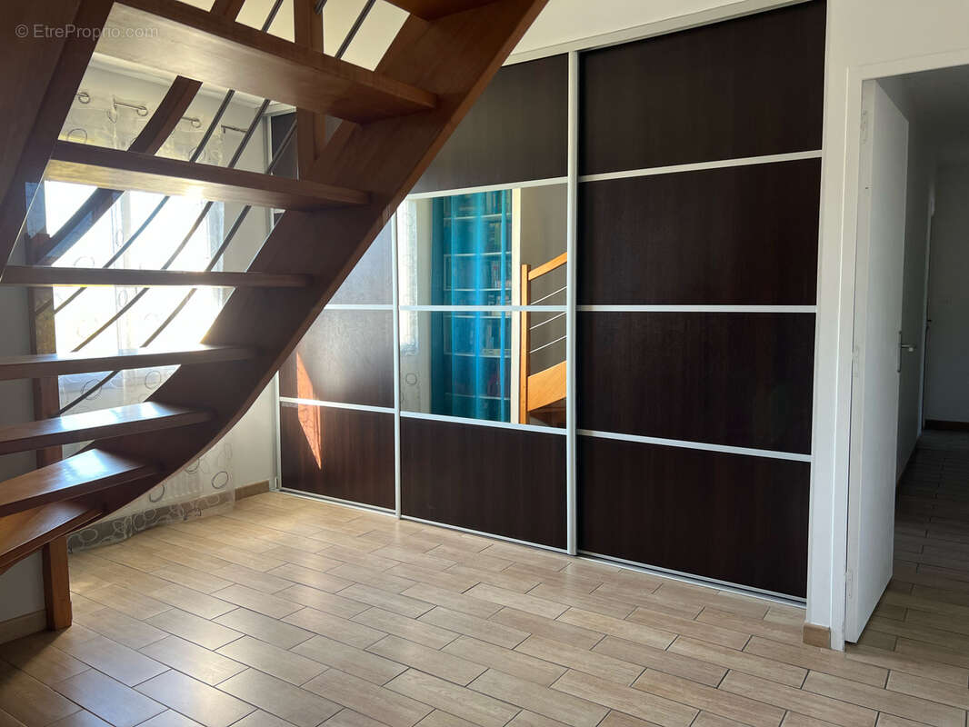 Maison à LES PONTS-DE-CE