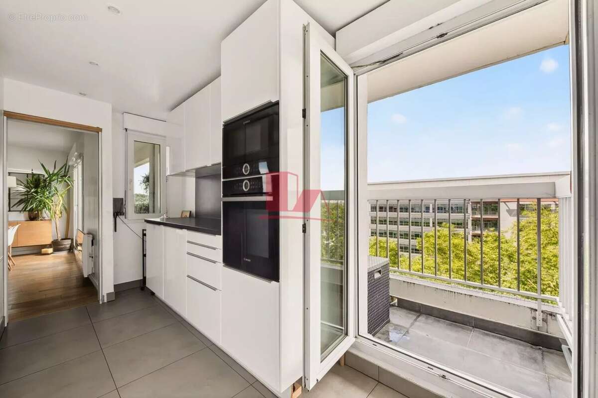 Appartement à ISSY-LES-MOULINEAUX