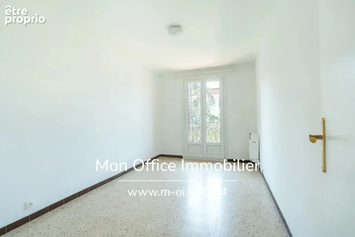 Référence : 7004-PAN - Appartement 4 pièces de 89 m² à Aix-en-Provence - photo 9