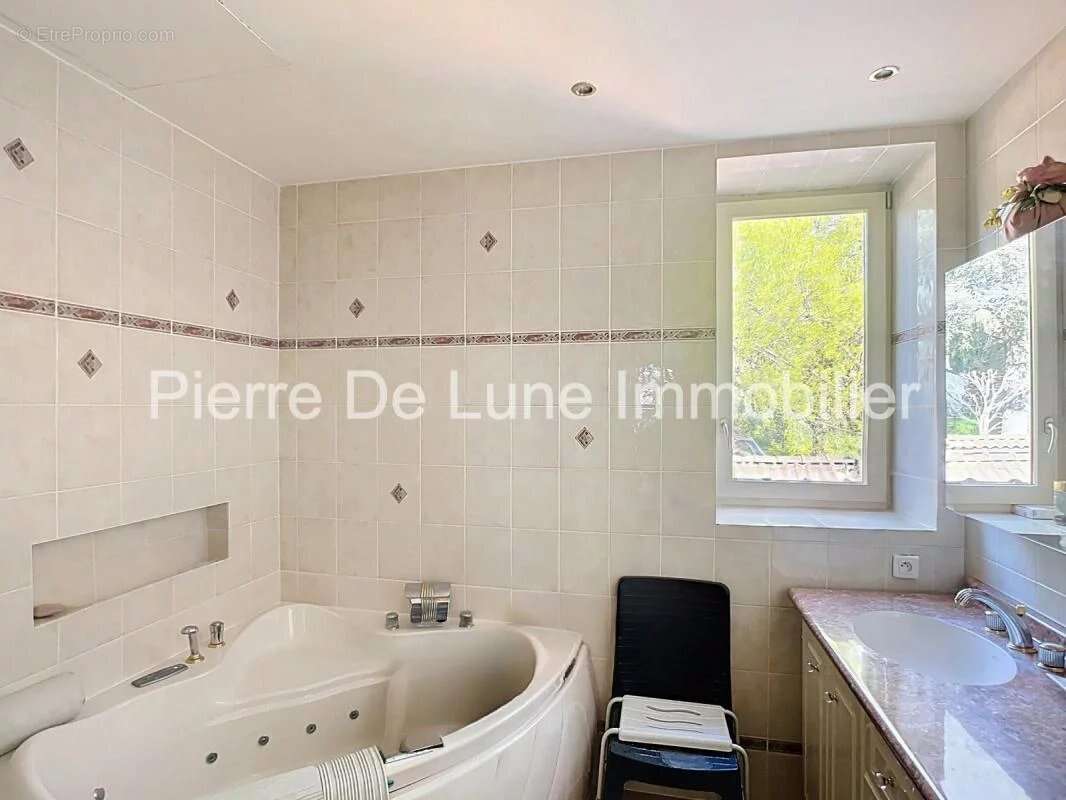 Maison à CALUIRE-ET-CUIRE