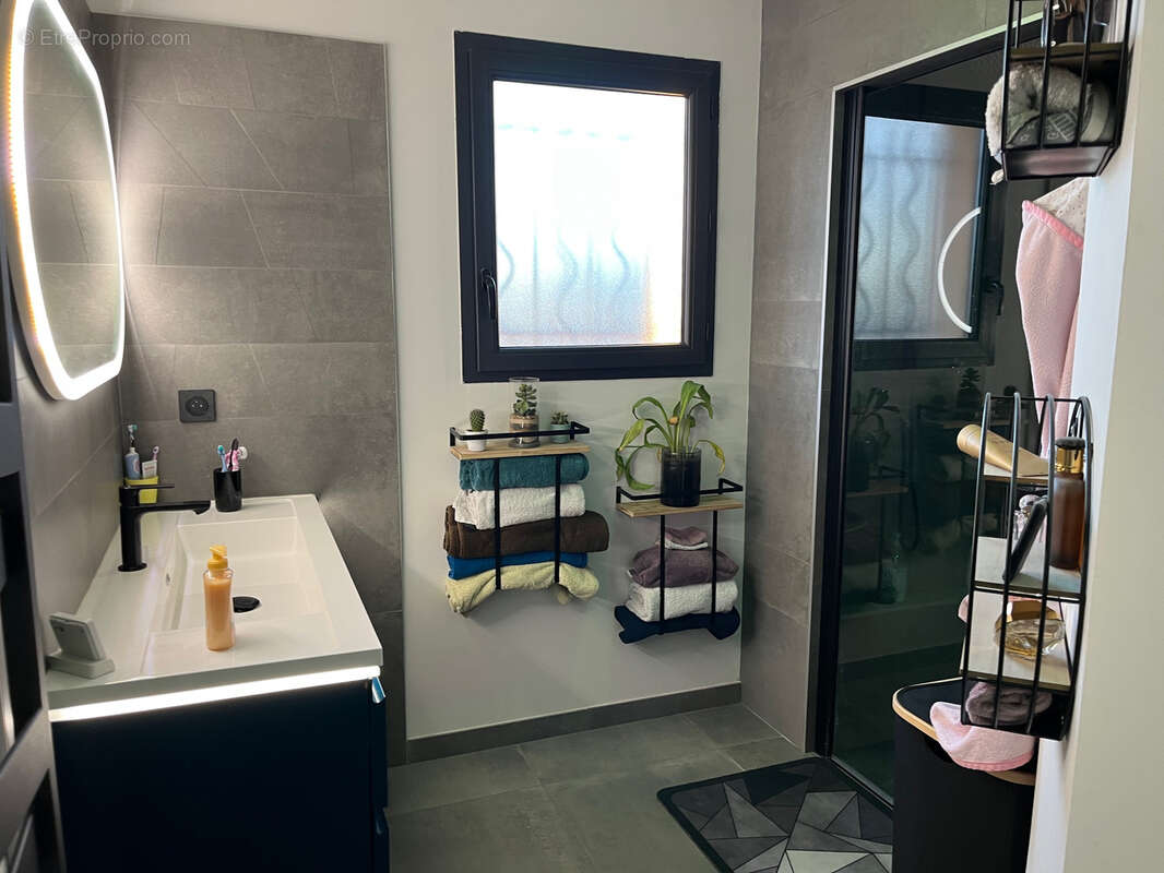 Maison à AMBERIEUX-EN-DOMBES