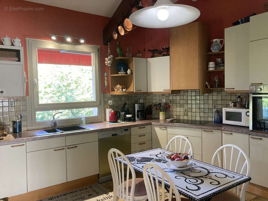 Maison à VILLIEU-LOYES-MOLLON