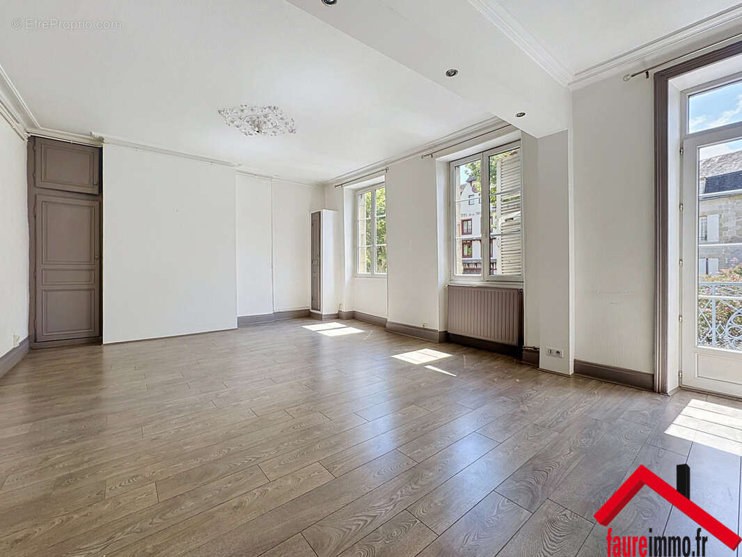 Appartement hyper centre brive-la-gaillarde - photo 2