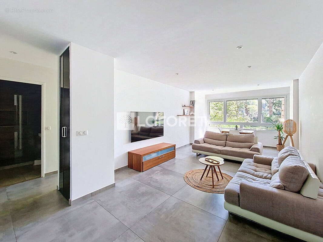 Appartement à CALUIRE-ET-CUIRE