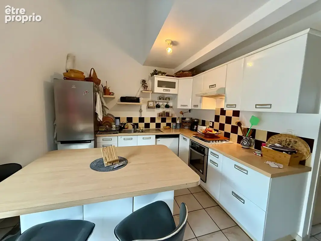 Bis­carrosse hyper-centre - duplex t3 72 m² - 2 chambres - terrasse / jardin - parking privatif - photo 2