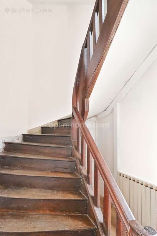 Maison à MAGNAC-LAVAL