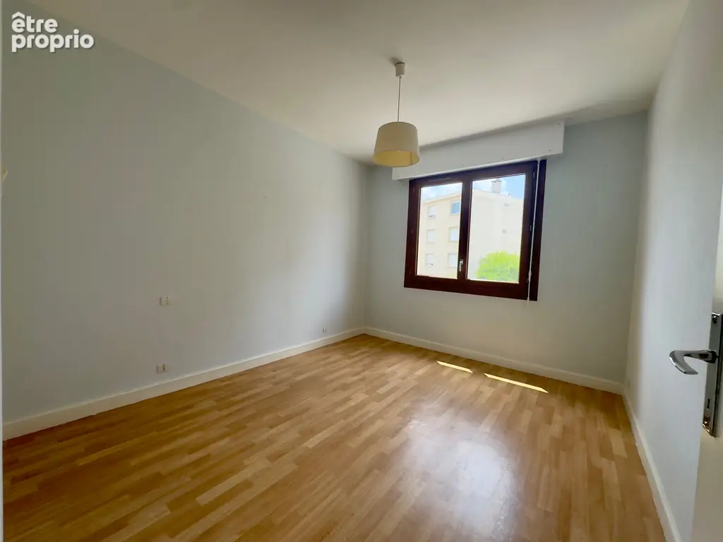 Appartement 3 chambres 86 m² Quartier Arsenal ! - photo 6