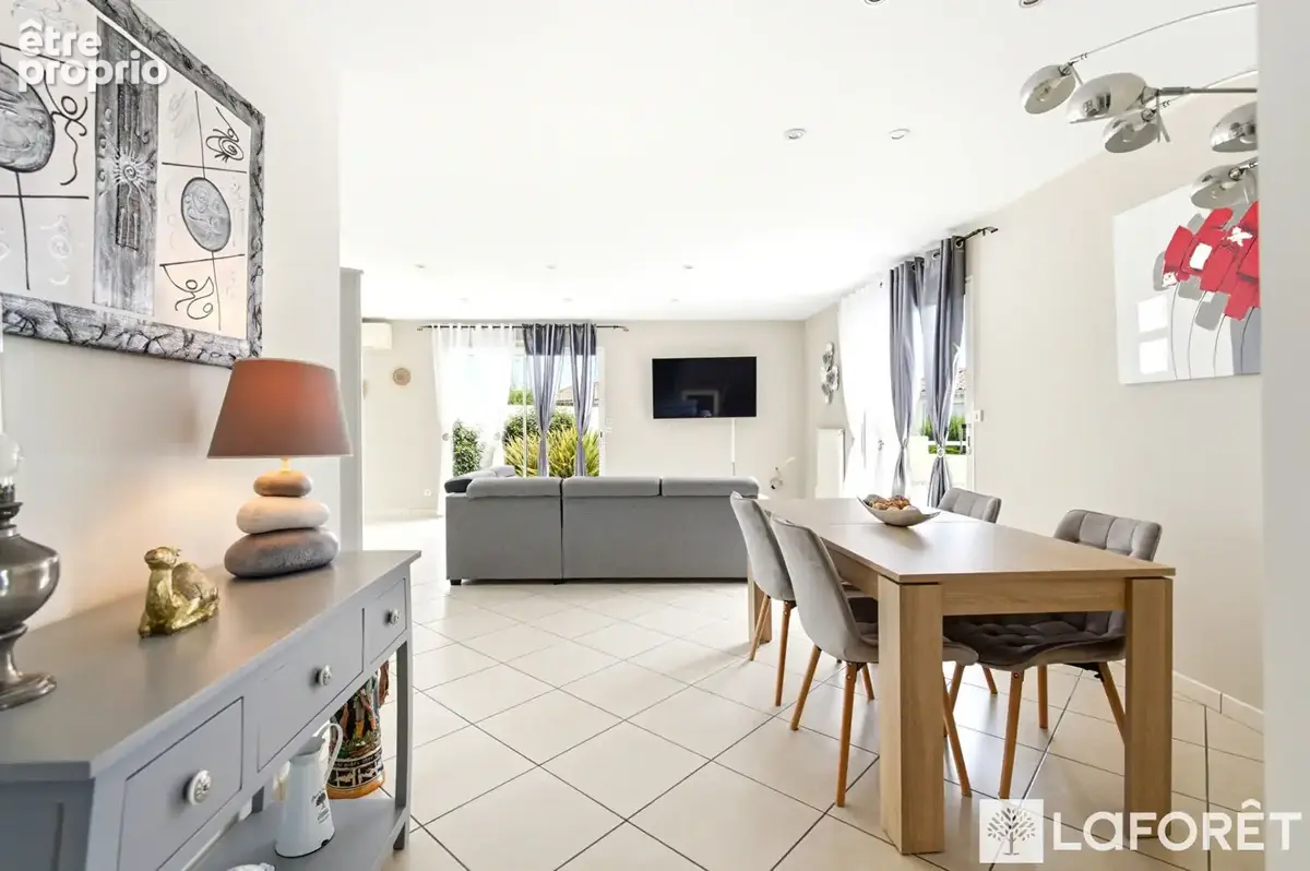 Maison à vendre à Biscarrosse Bourg  - Plain-pied 4 chambres, véranda, garage et terrain de 700 m² - photo 4