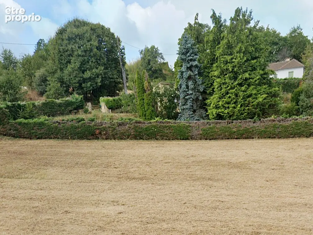 Terrain à SARLAT-LA-CANEDA