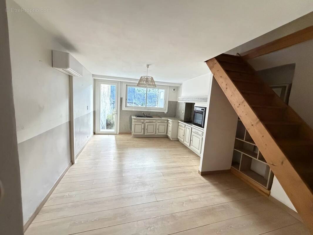 Appartement à OLORON-SAINTE-MARIE