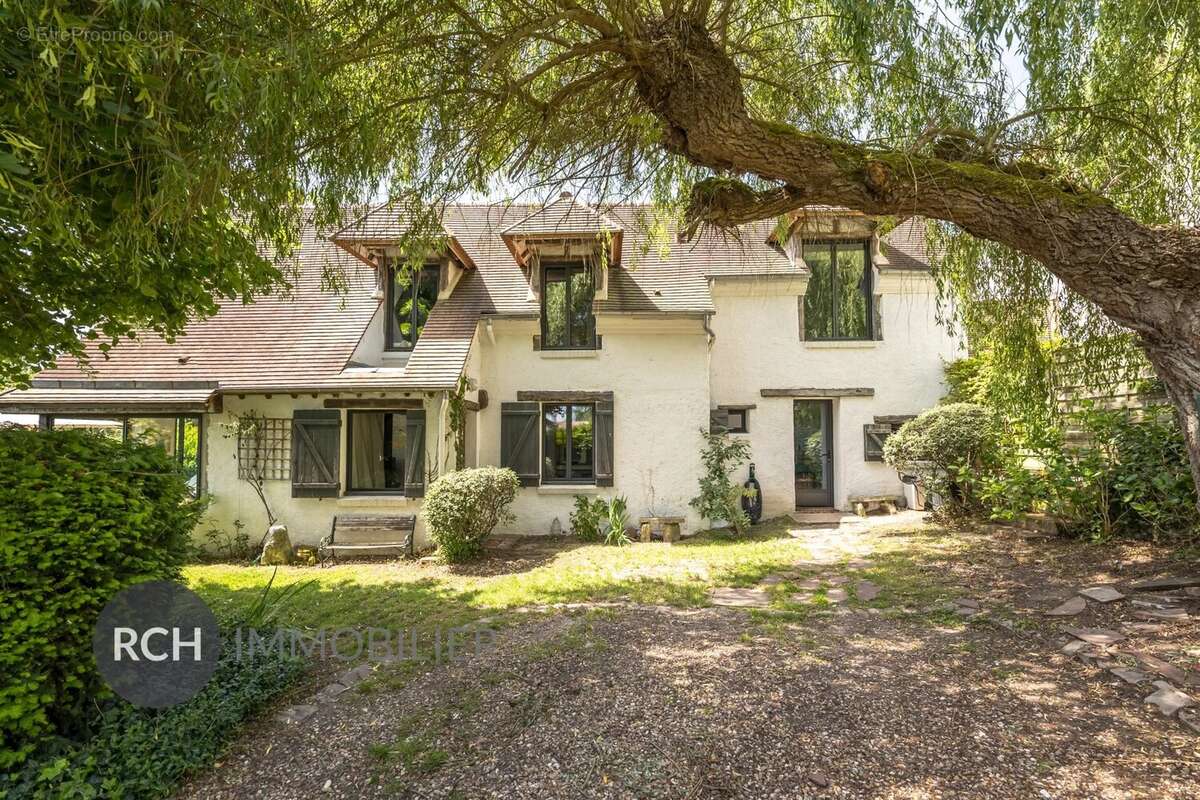 Maison à JOUARS-PONTCHARTRAIN