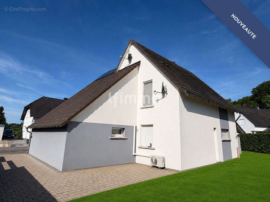 Maison contemporaine de standing de 130 m² - photo 2
