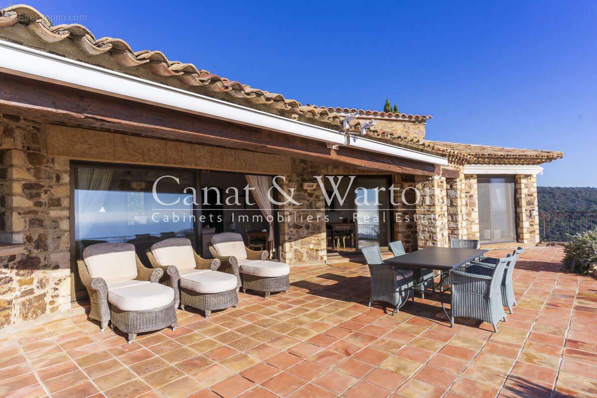 Villa provençale d'exception avec vue mer a 180o cavalaire - photo 4