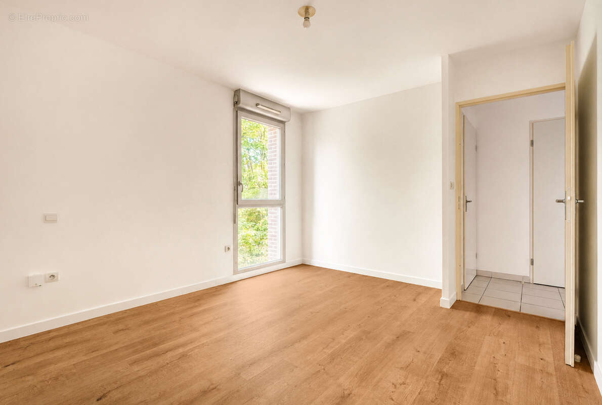 En exclusivité ! Appartement T3 de 65 m2 situé au 1er étage, dans le quartier recherché de Croix-Daurade. - photo 10