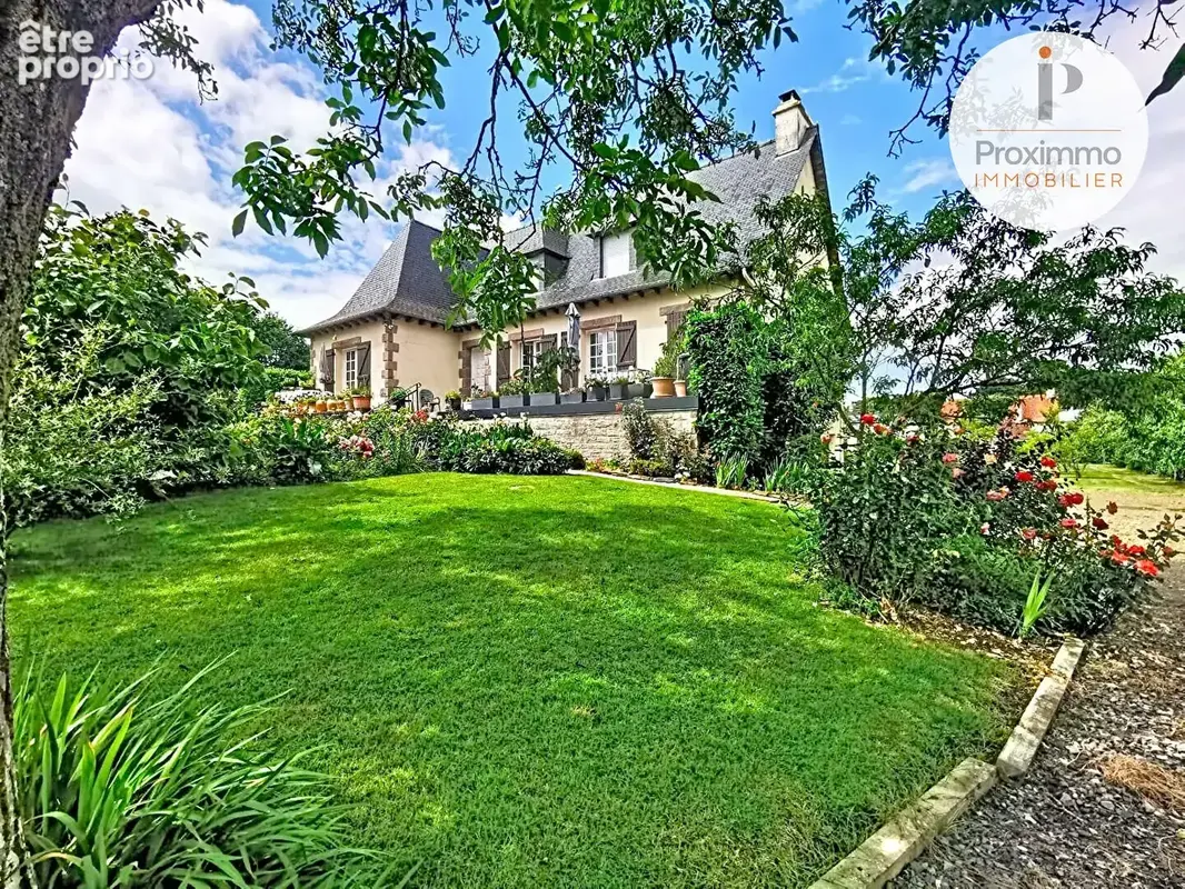 Photo Maison à Messac au prix de 295 725€