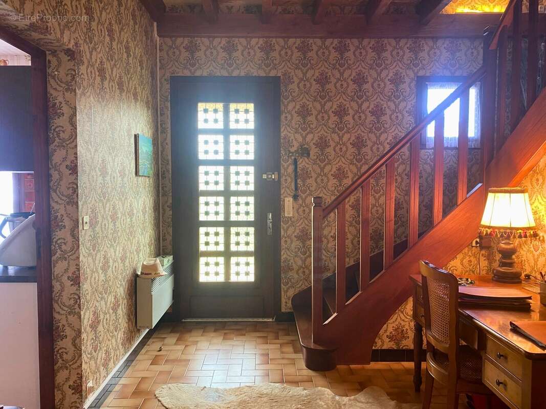 Maison à ROYERE-DE-VASSIVIERE