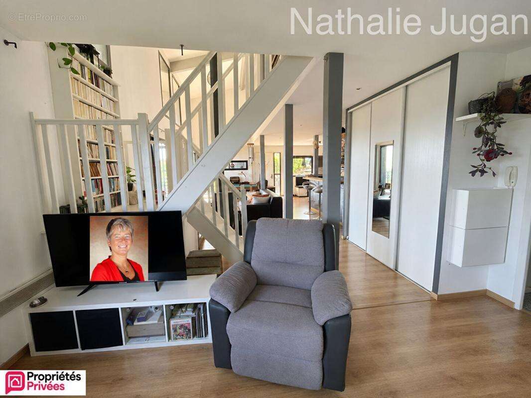 Ollioules - maison d'architecte evolutive de 145 m2 - vue mer exceptionnelle, calme, campagne, securise, sans vis a vis, terrass - photo 6