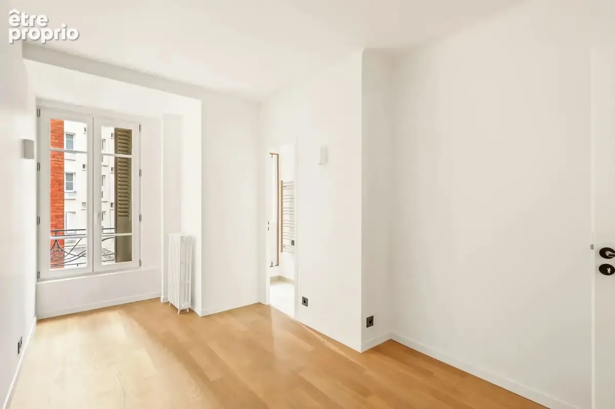 Neuilly-sur-Seine – 4 pièces refait à neuf - photo 6
