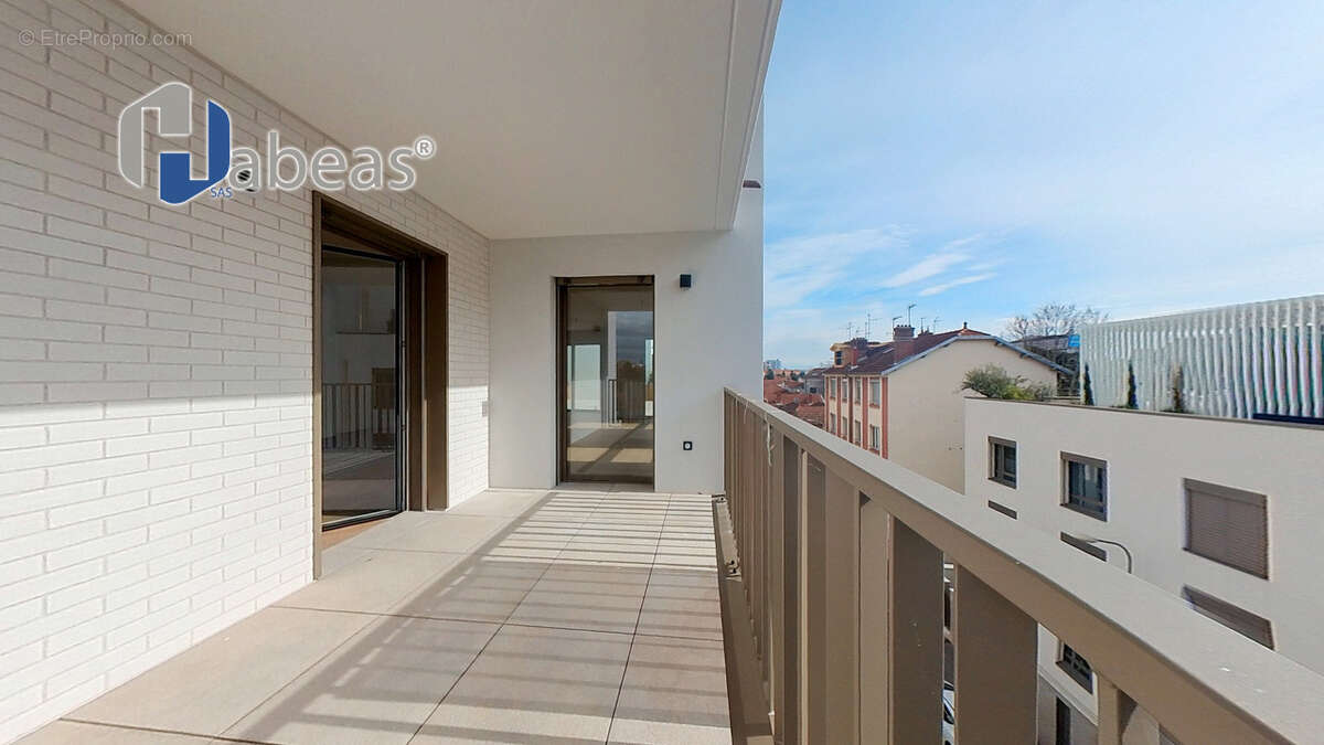 Duplex T3 d'Exception de 108 m² avec Rooftop et Patio ! - photo 13