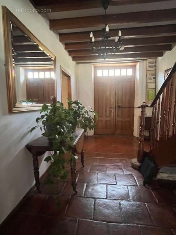 PLAISANCE (32): SANS TRAVAUX, MAISON XVIIIs restaurée avec élégance SUR 240M2 habitables, 6600m2 de jardin,géothermie,  puits, g - photo 44