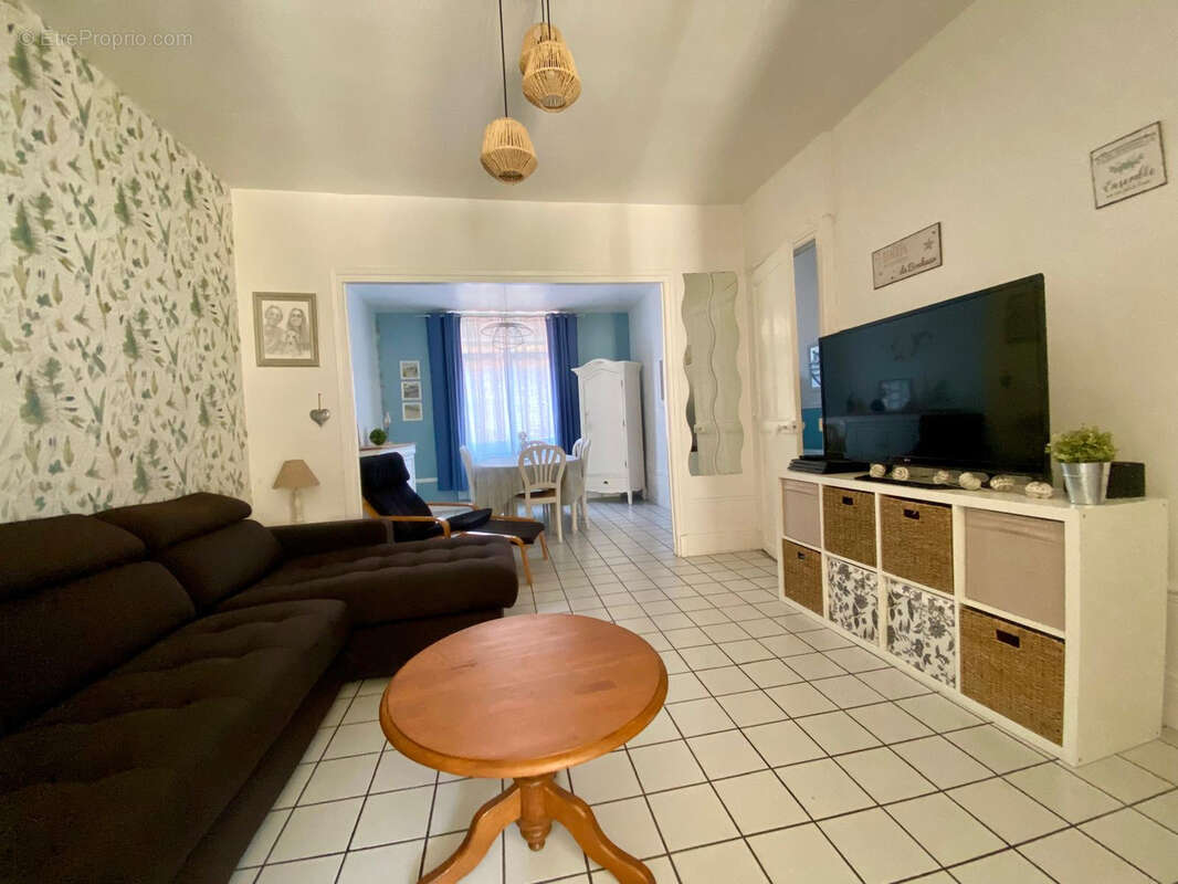 Maison à SAINT-QUENTIN