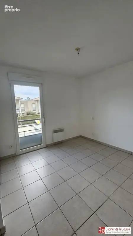 Maison 72 m² à Creon  - photo 6