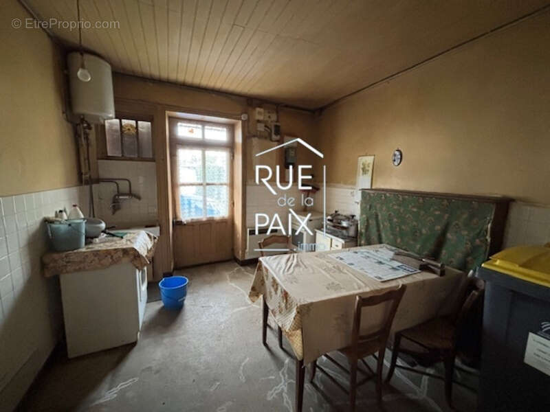 Maison à THENEZAY