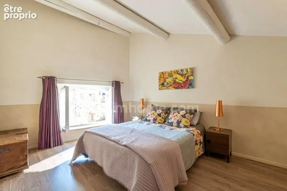 **Coup de cœur – Maison de charme 195 m² avec 2 entrées indépendantes, 2 extérieurs, garage, cave, vue et piscine** - photo 12