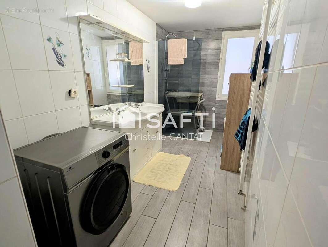 Photo 3 - Appartement à COMMENTRY