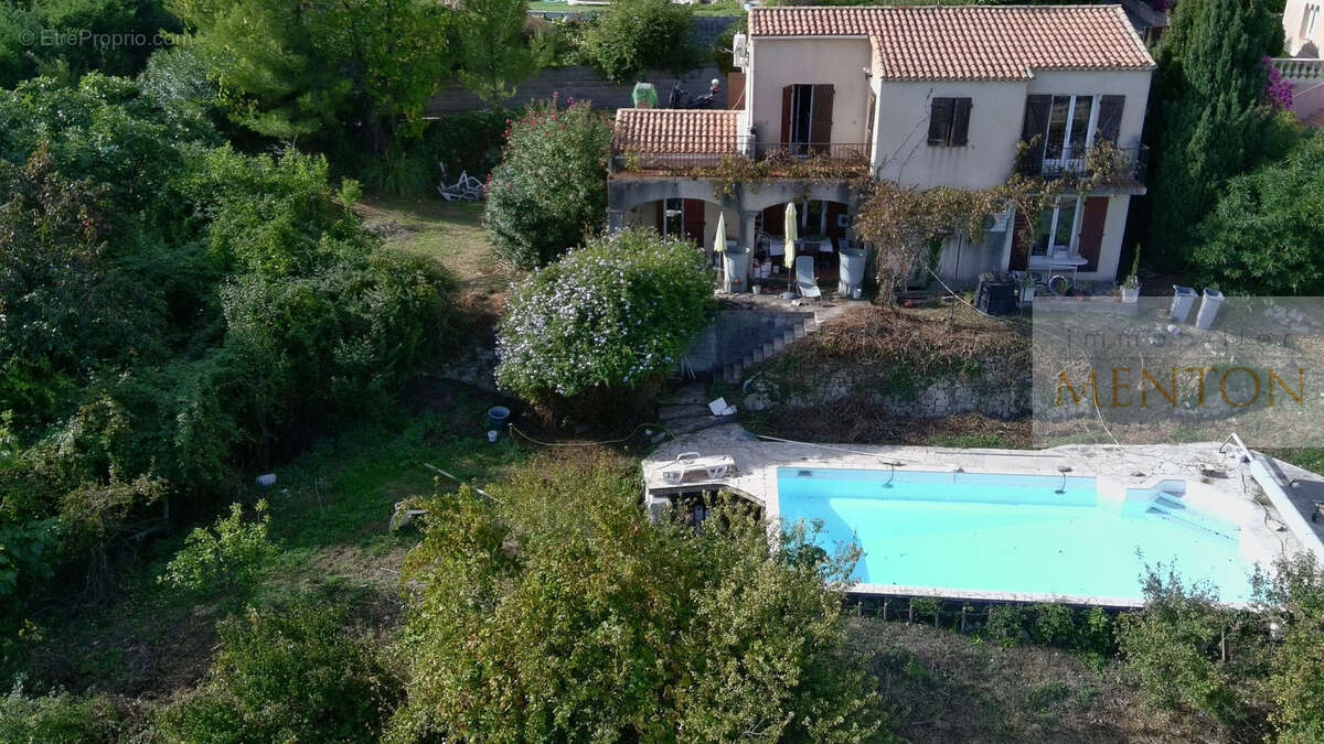 Maison à ROQUEBRUNE-CAP-MARTIN
