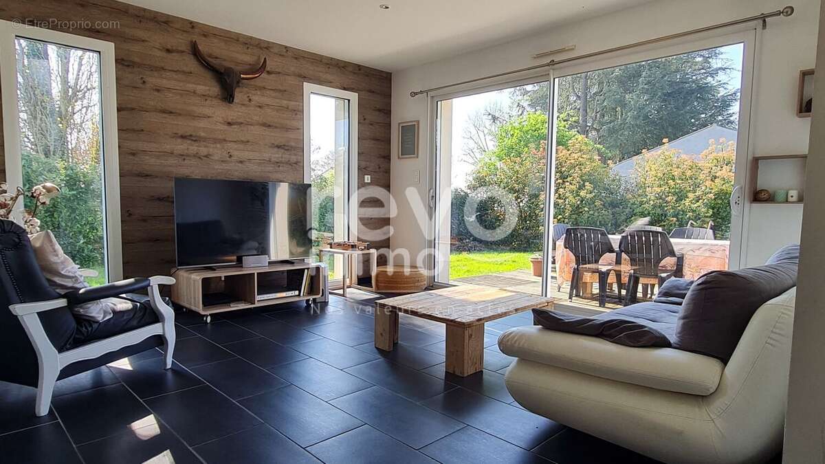 Maison à LE CELLIER