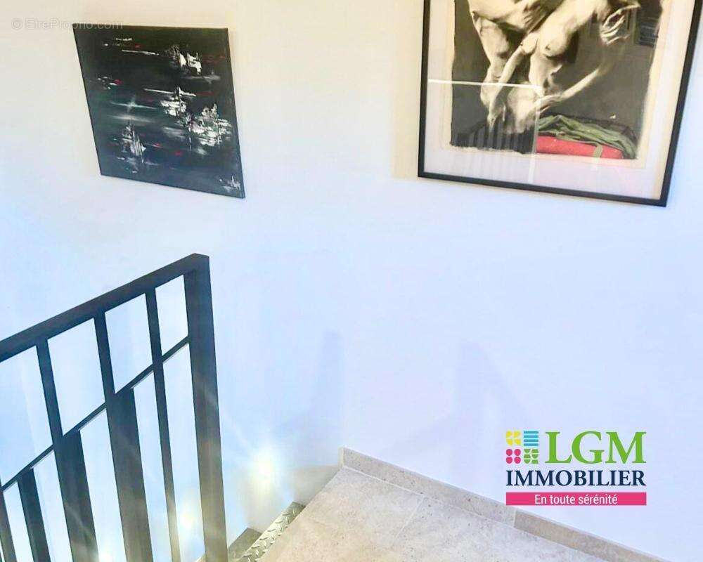 Maison à PLAN-DE-LA-TOUR