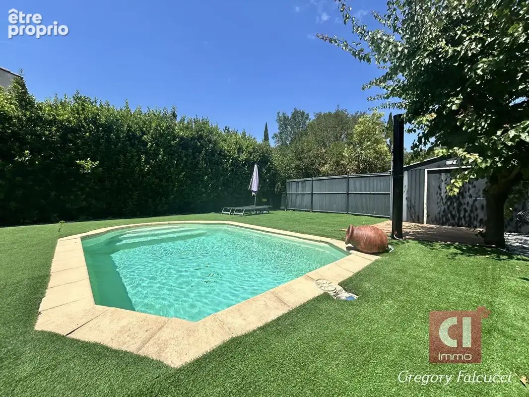 Villa récente 88 m² - Piscine chauffée - 3 chambres - Sans vis-à-vis - Carnoules - photo 2