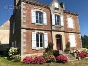 Maison à SAINT-ELLIER-LES-BOIS