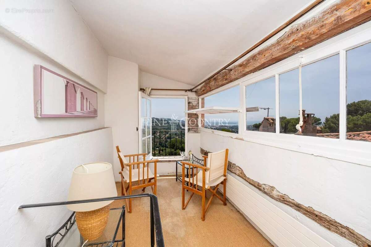 À vendre – Coeur de MOUGINS VILLAGE - Ensemble unique de deux maisons avec vue mer - photo 35
