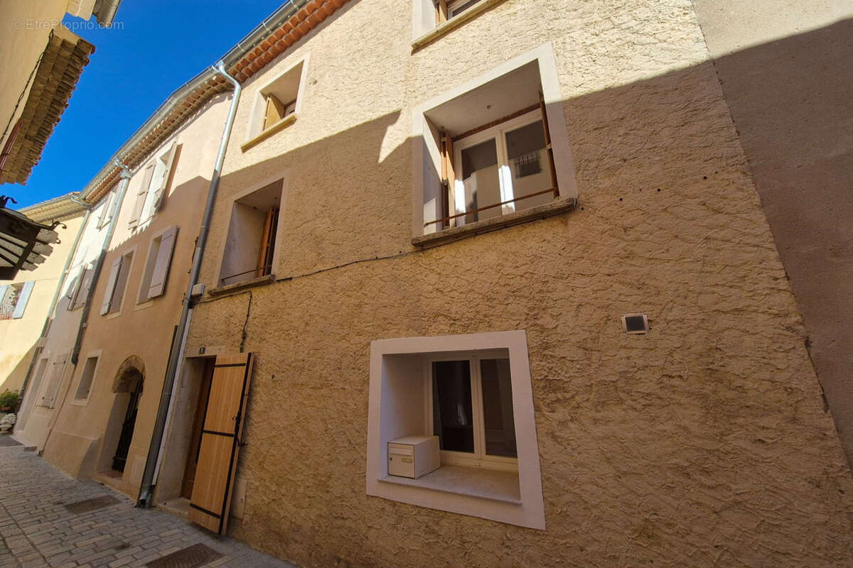Maison à PUYLOUBIER