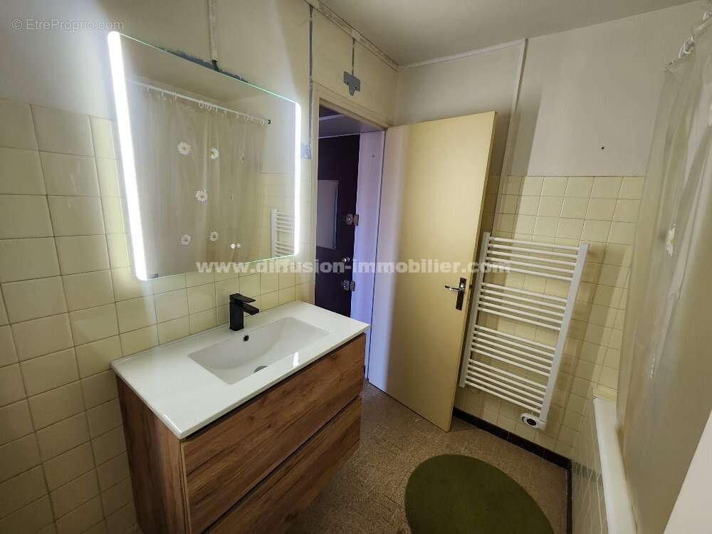 Appartement à LES THUILES