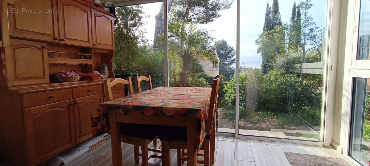 Appartement à SAINT-MANDRIER-SUR-MER