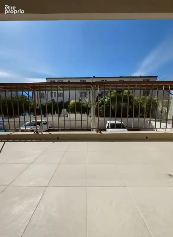 Appartement t4 avec 3 chambres + grand balcon + garage - photo 2