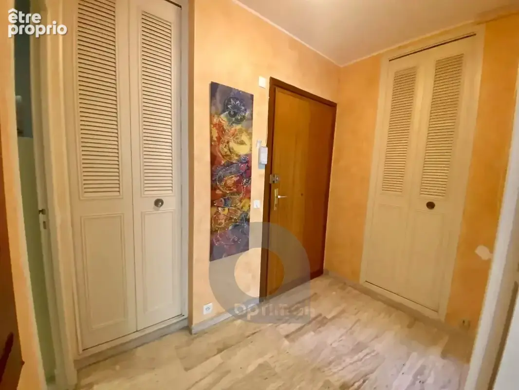Menton secteur gare routière - Studio avec blacon - Cave - photo 9