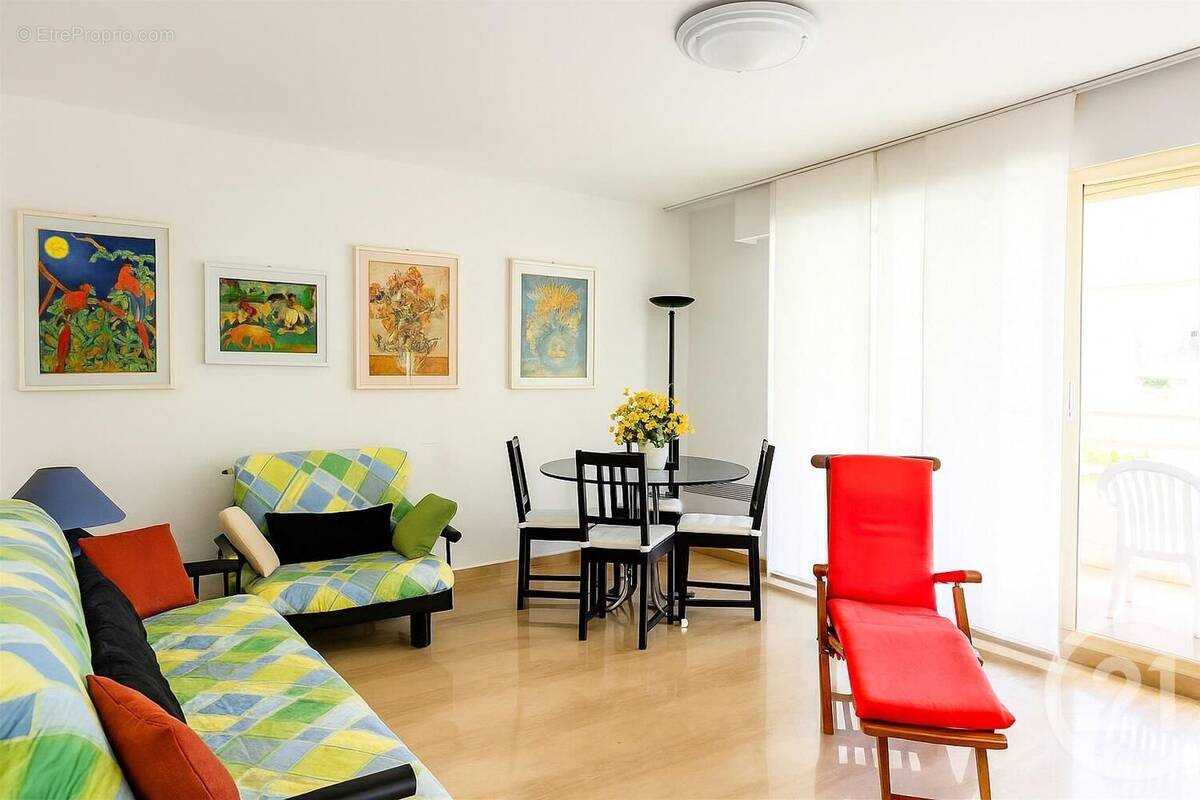 Appartement à ROQUEBRUNE-CAP-MARTIN