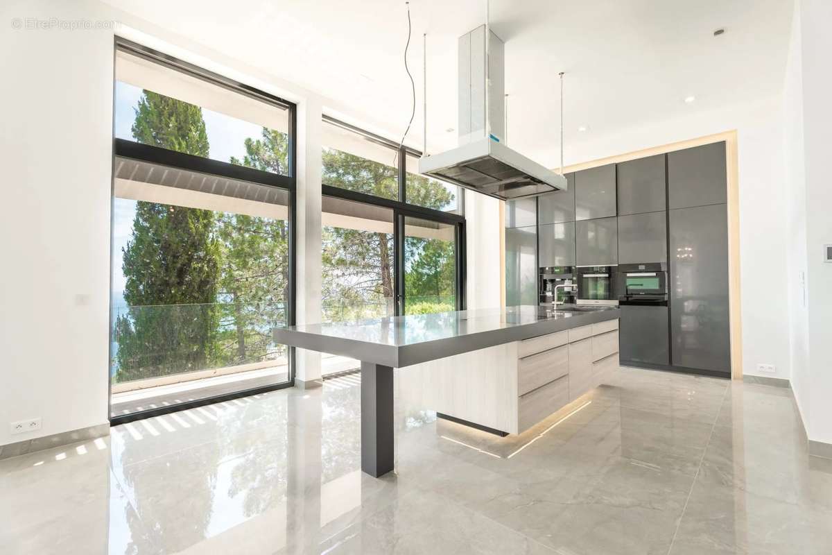 Maison à THEOULE-SUR-MER